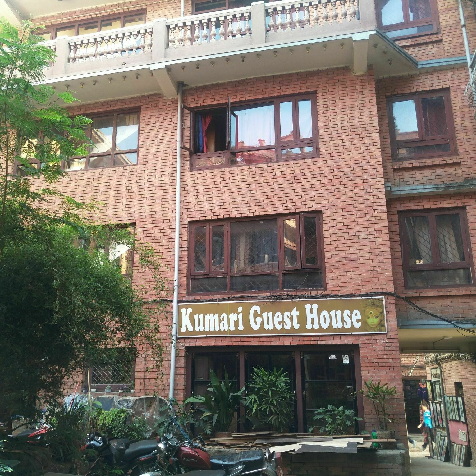 Kumari Guest House Bhatgoan Dış mekan fotoğraf